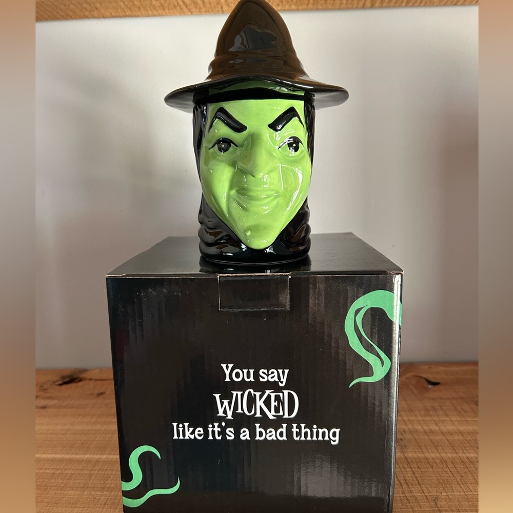 NIB Wicked Witch Figural Mug w/Hat Topper - Picture 7 of 10